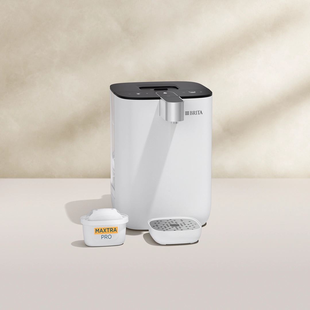 BRITA YOURCE mini in white on a beige background